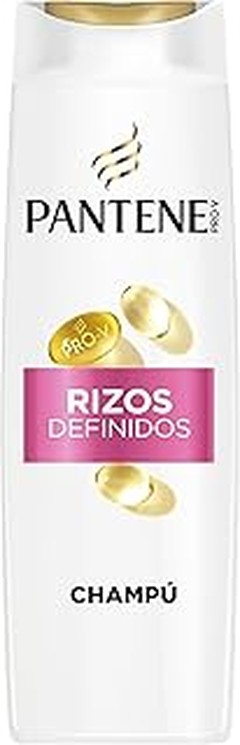 Prepara a tu perro con pelo rizado para el baño fácilmente